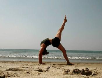 Formación Inicial en Yoga 2024